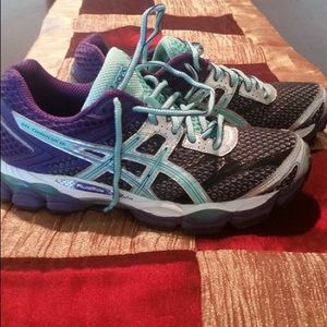 ASIC gel nimbus. Great condition. Size 6.5